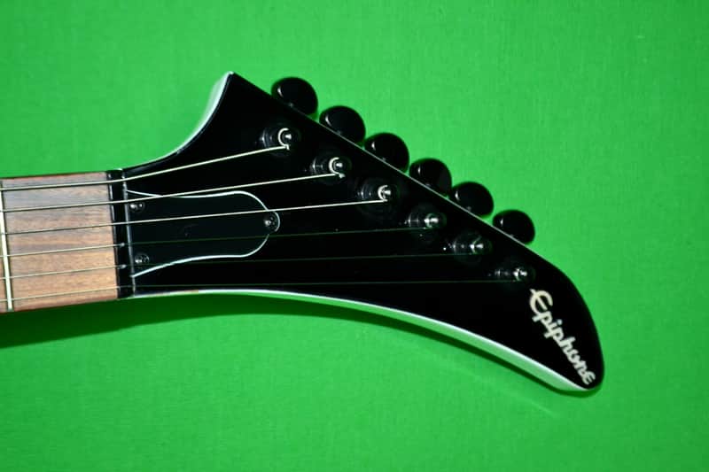 Epiphone Custom Shop Limited Edition 1984 Explorer EX, EMG 81/85