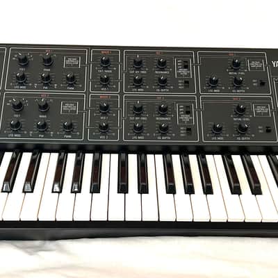 Yamaha CS-15 Duophonic Synthesizer image 2