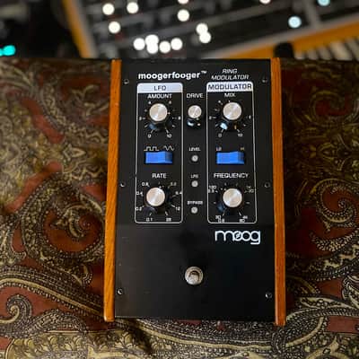 Moog MF-102 Moogerfooger Ring Modulator 1998 - 2018 - Black image 2