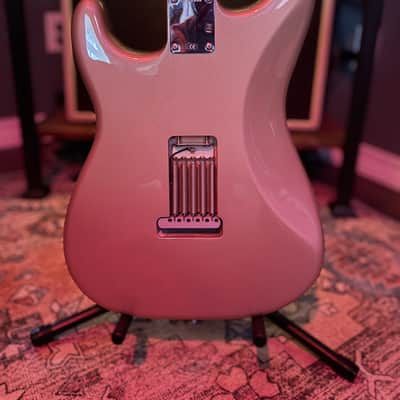 MINT John Mayer Fender Stratocaster Shoreline Gold w/ Racing Stripe image 3