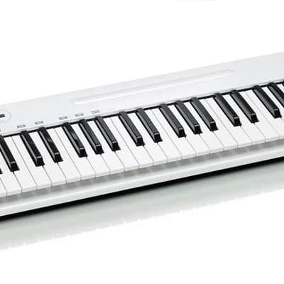 Samson Carbon 61 USB MIDI Keyboard Controller. 61 Key image 2