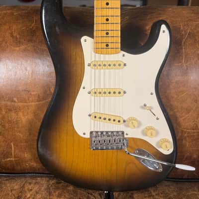 Fender 50th Anniversary 1954 Stratocaster Masterbuilt Chris Fleming 2005 - Sunburst image 2