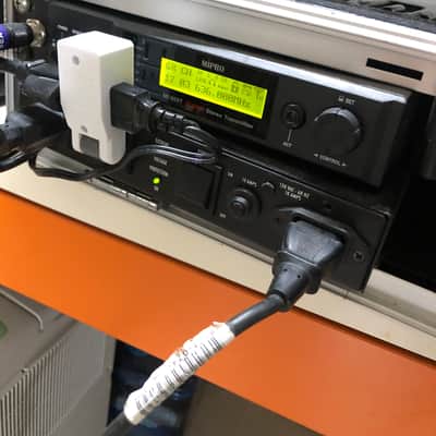 בְּצַלְאֵל 比撒列 Line 6 G90 custom wireless IEM with Roland GP-100, WIDI master image 13