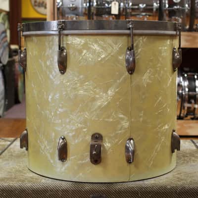 1940s WFL 14x16 Floor Tom in White Marine Pearl image 3