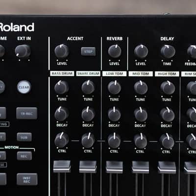 Roland TR-8S Rhythm Performer Drum Machine image 5