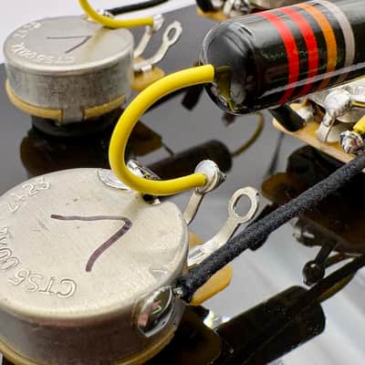 Gibson Les Paul 50s style wiring harness with new Bumblebee 0.022uF paper in oil capacitors and matched set CTS split long shaft 550k pots 5% +/- tolerance image 3
