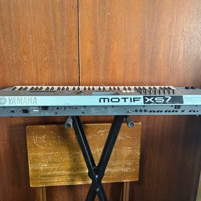 Yamaha MOTIF XS7 - 76-Key Music Production Synthesizer Workstation Keyboard w/ case image 8