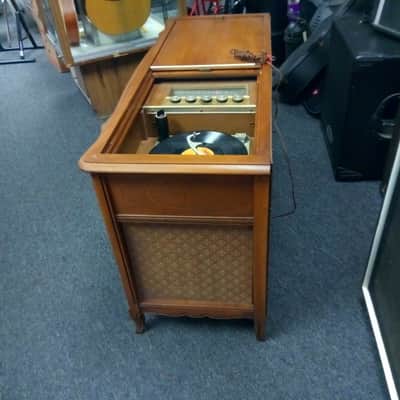 Vintage Magnavox Micromatic Stereo Console #150927-2 Phono/FM/AM/Aux Working image 12