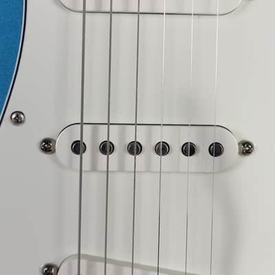 2017 Fender Standard Stratocaster - Ocean Turquoise image 10
