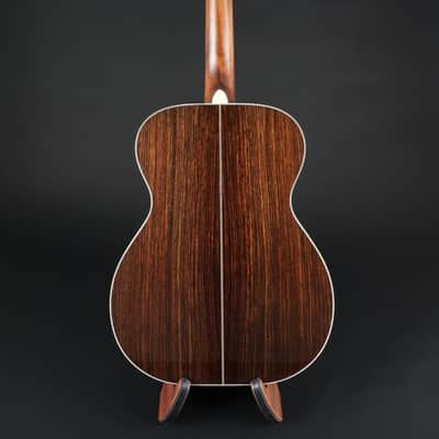 Huss and Dalton TOM-R (DEMO MODEL) - Sitka Spruce & Indian Rosewood image 2