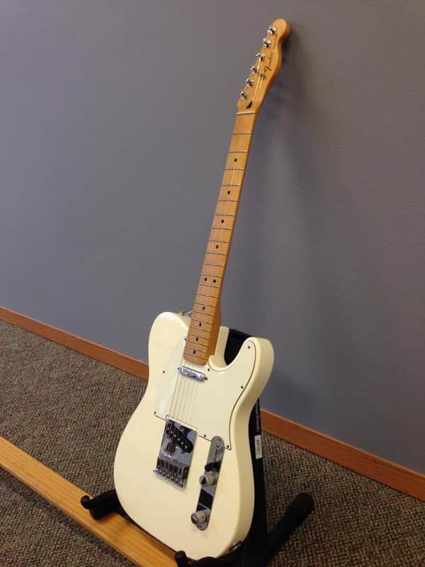 Fender Telecaster クリーム Fender Telecaster MIM Cream | Reverb