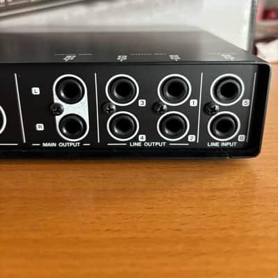 Steinberg UR44 6x4 USB 2.0 Audio Interface with MIDI - Silver/Black image 9