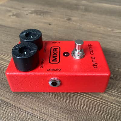 MXR M102 Dyna Comp 1995 - Present - Red image 3