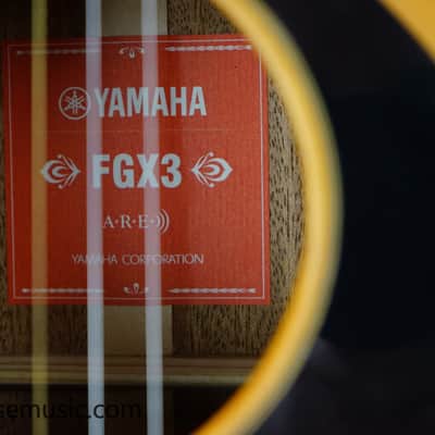 Yamaha FGX3 Red Label Dreadnought Acoustic-Electric Guitar - Natural image 13
