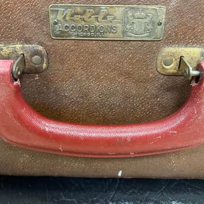 Noble Accordion Est. 1950s image 11