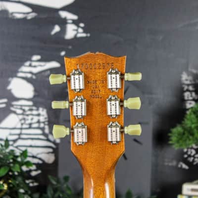 Preowned 2017 Gibson Les Paul Tribute Electric Guitar - Satin Faded Honey Burst w/ Gator Hardshell Case image 9