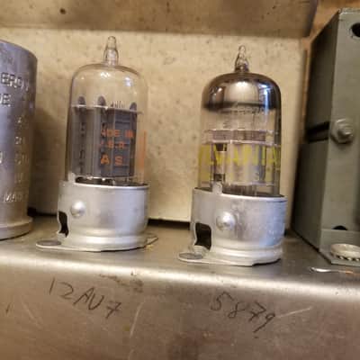 Ampex A-692 Tube Speaker Amplifier Suitcase JBL 8" driver 10 Watt RESTORED 6V6 Push Pull Mono 1965 - Grey image 16