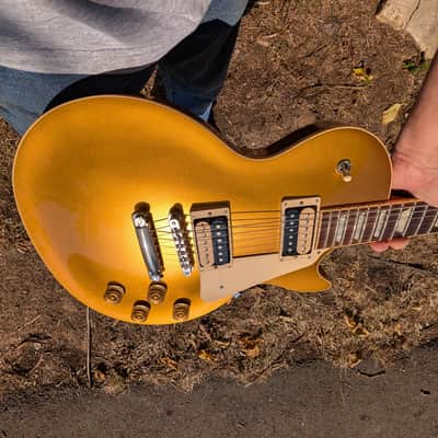 Gibson Les Paul Classic 2017 - Goldtop image 3