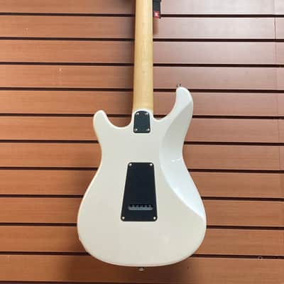 PRS SE NF3 with Maple Fretboard in Pearl White w/Bag image 4