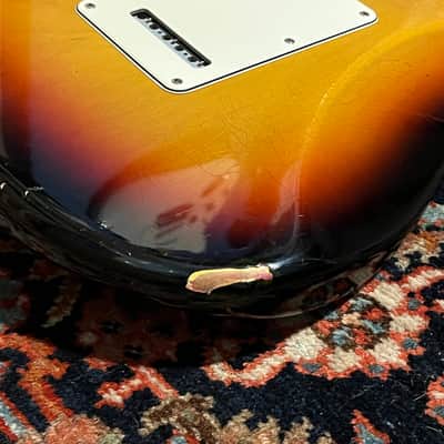 Fender Custom Shop '60 Reissue Stratocaster Relic 2004 Sunburst image 15