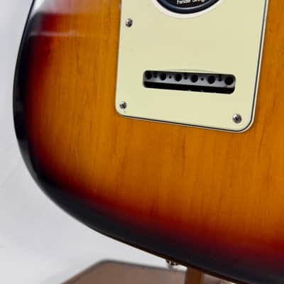 Fender American Deluxe Stratocaster HSS W/ OHSC 2000 - 3 Tone Sunburst image 15