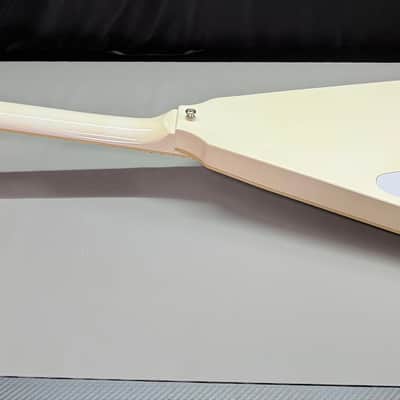 2016 Epiphone Brendon Small Signature "Snow Falcon" Flying V - Snow Burst image 11