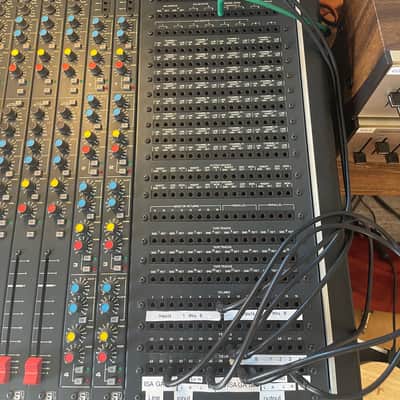 Soundcraft 600 series Modified Recording Desk  32 x 8 full patchbay image 3