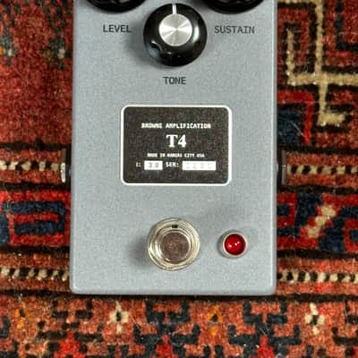 Browne Amplification T4 Fuzz Gray image 1