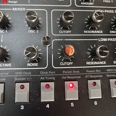Dave Smith Instruments Prophet 6 49-Key 6-Voice Polyphonic Synthesizer 2015 - 2018 - Black with Wood Sides image 11