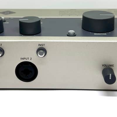 Universal Audio Volt 476 USB-C Audio Interface | 4-In/4-Out | 76 Compressor | Complete w/ Power Supply image 2