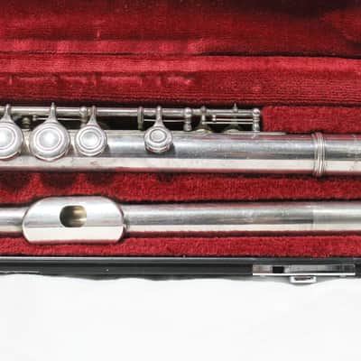 Yamaha YFL-211S flute - in original case image 3