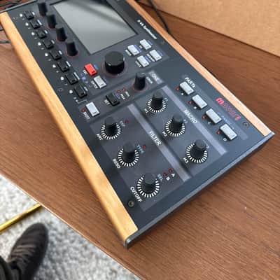 Mayer EMI MD850 Vibes 2024 - Synth image 2
