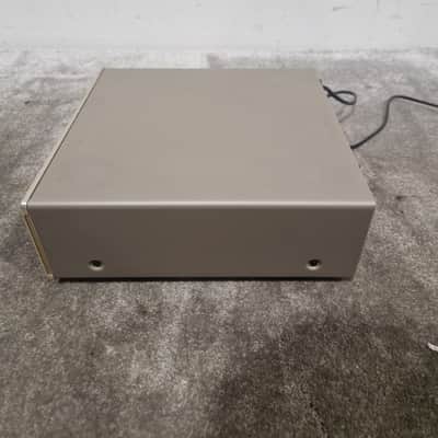 Denon UCD-F88 - CD Player - Silver - Spares or Repair image 2