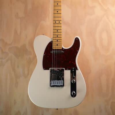Fender Player II Modified Telecaster Olympic Pearl 2025 Model with Hard Case - Very Good Condition image 3