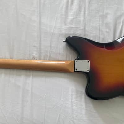 Fender Classic Player Jaguar Special with Rosewood Fretboard 2009 - 2017 - 3-Color Sunburst image 9