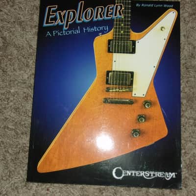20 Gibson, Fender, Les Paul, Stratocaster, Telecaster Reference Books image 1