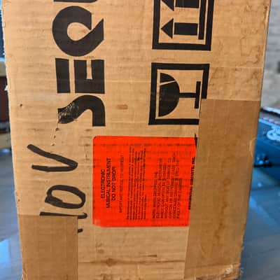 VTG Sequential Circuits Six-Trak Analog Synthesizer + Orig Box, Foam, Manual (Upgraded NVRAM) image 19
