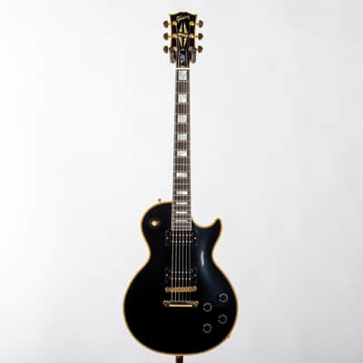 Gibson Les Paul Custom W/Carmelita Neck Ebony VOS GH, Ebony | Demo image 2