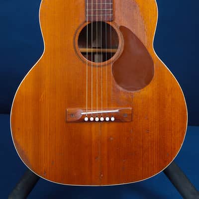 Regal Jr. Jumbo 1940-41 / Appearances Can Be Deceiving! image 2
