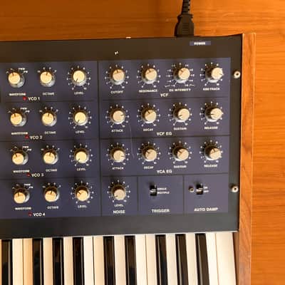 Korg Mono/Poly 1980s - Blue image 9