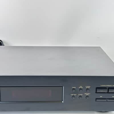 TEAC T-R670 AM/FM Stereo Tuner image 5