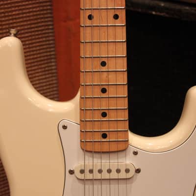 Vintage 1984 Fender Squier Japan Stratocaster Guitar w/ USA Kahler & EMG Pups image 6