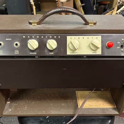 Vintage Magnatone 210 1959 1X8” Tube Amp Vibrato image 5