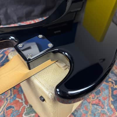 Fender Traditional II 60s Jazz Bass Tuxedo - 2024 image 14