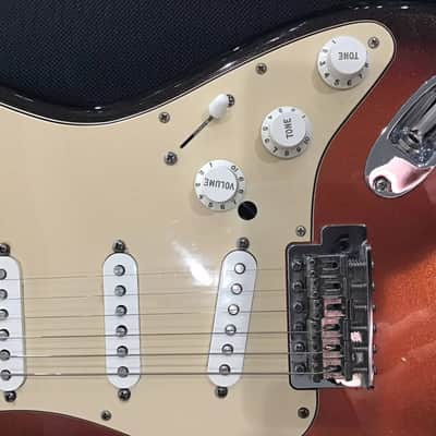 Fender STRATOCASTER MIM COPPER BURST 2010 - COPPER BURST image 9