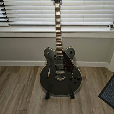Gretsch G2622 Streamliner Center Block with Laurel Fretboard, V-Stoptail 2019 - Present Phantom Metallic image 1
