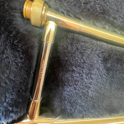 Bach TB300 Trombone.(Hard Case)(Mouthpiece). image 10