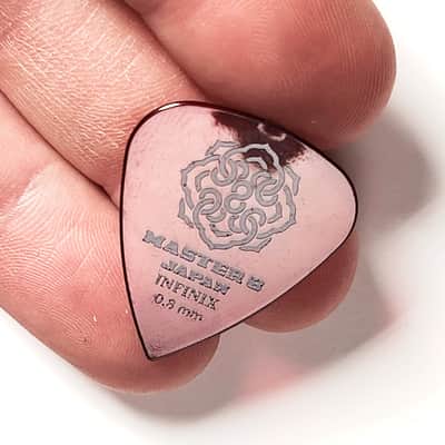 Master 8 Japan Infinix 351 Guitar Picks Medium 0.8mm 6-Pack image 3