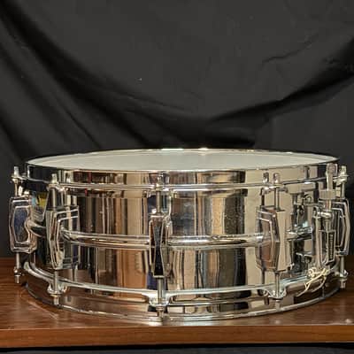 Ludwig No. 400 Supraphonic 5x14" 10-Lug Aluminum Snare Drum with Pointed Blue/Olive Badge 1969 - 1979 - Chrome-Plated image 3