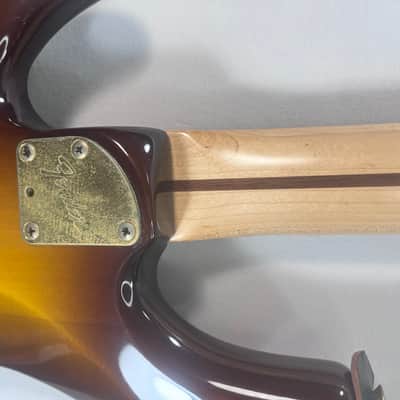 Fender Lyte precision bass 1989-1990 - Honey burst image 10